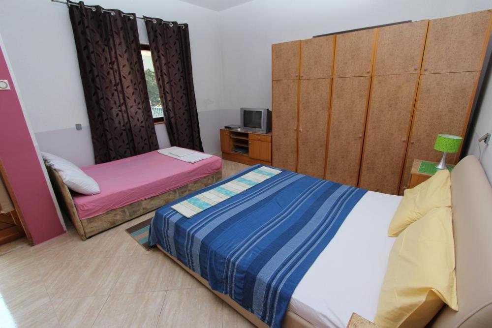 Apartments Sandra Ровин Стая снимка