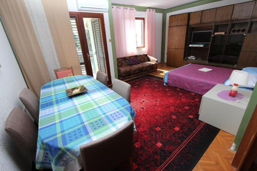 Apartments Sandra Ровин Стая снимка
